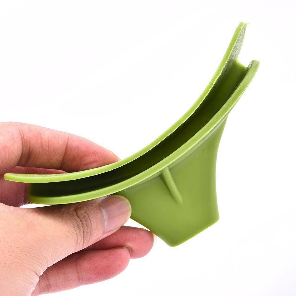 Anti spill Silicone Slip On Pour Soup Spout Funnel for Pots Pans Bowls Tools HOT