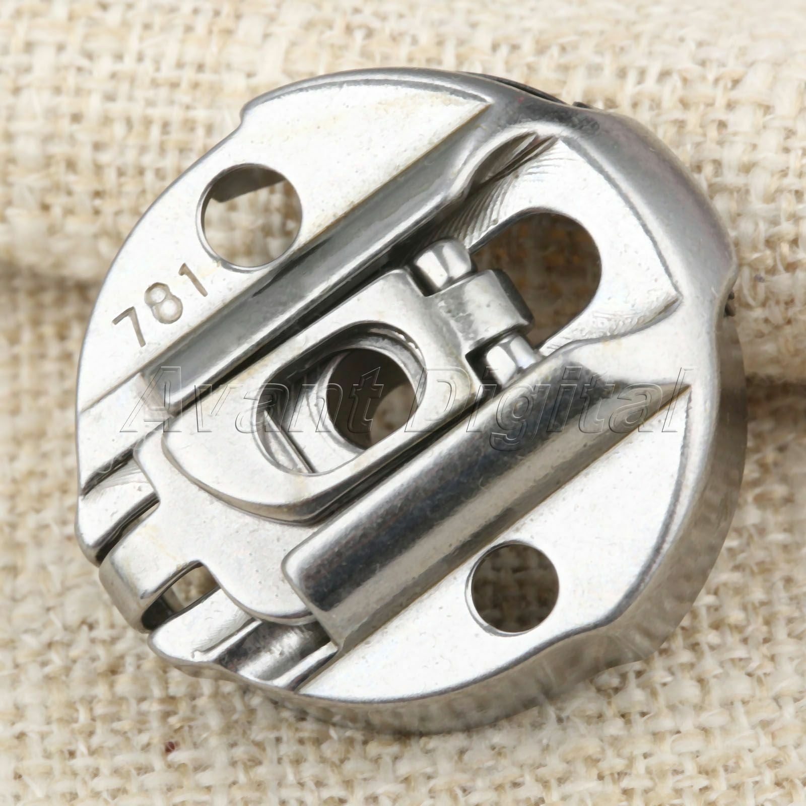 781 Flat Head Keyhole Machine Bobbin Case For JUKI Keyhole Machine Spare Parts