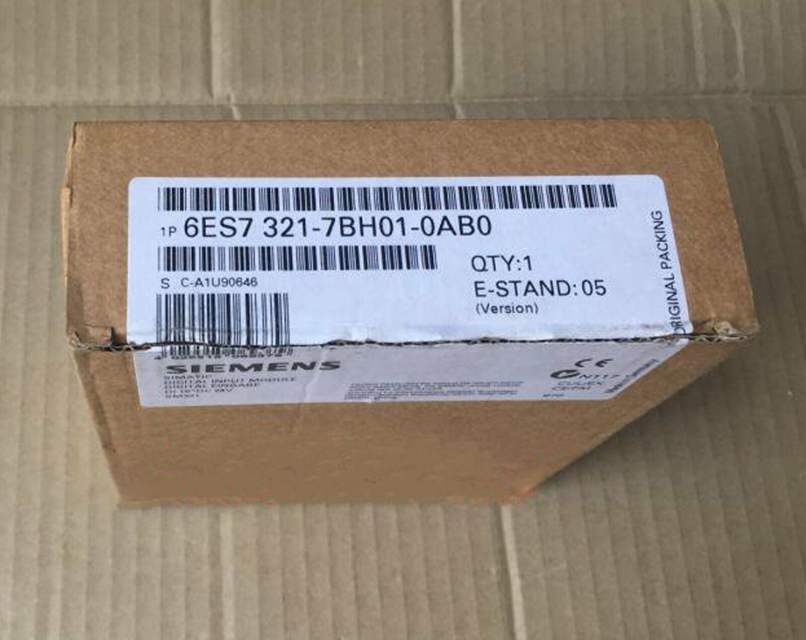 New in box Siemens PLC 6ES7 321-7BH01-0AB0 6ES7321-7BH01-0AB0 1 year warranty