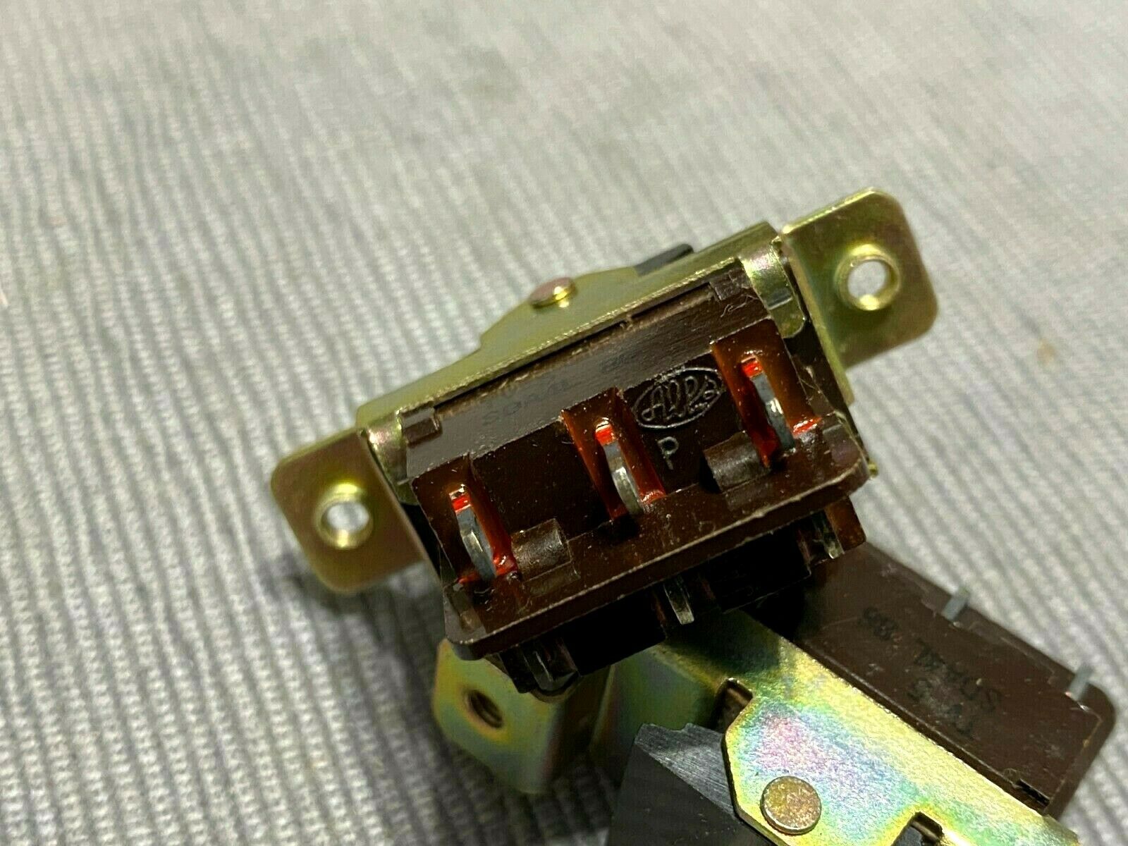 1pcs - ALPS TV-5 ON/ON 6-Pin Toggle Power Switch Made in JAPAN (SDA4L 86)