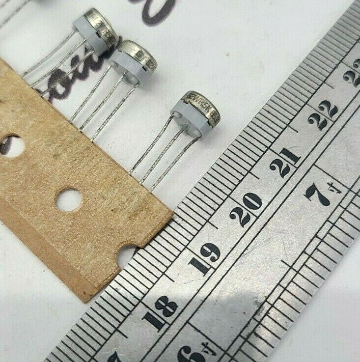 17pcs-Beckman Industrial 5K  82WR5 Variable Resistor Potentiometer / Trimmer