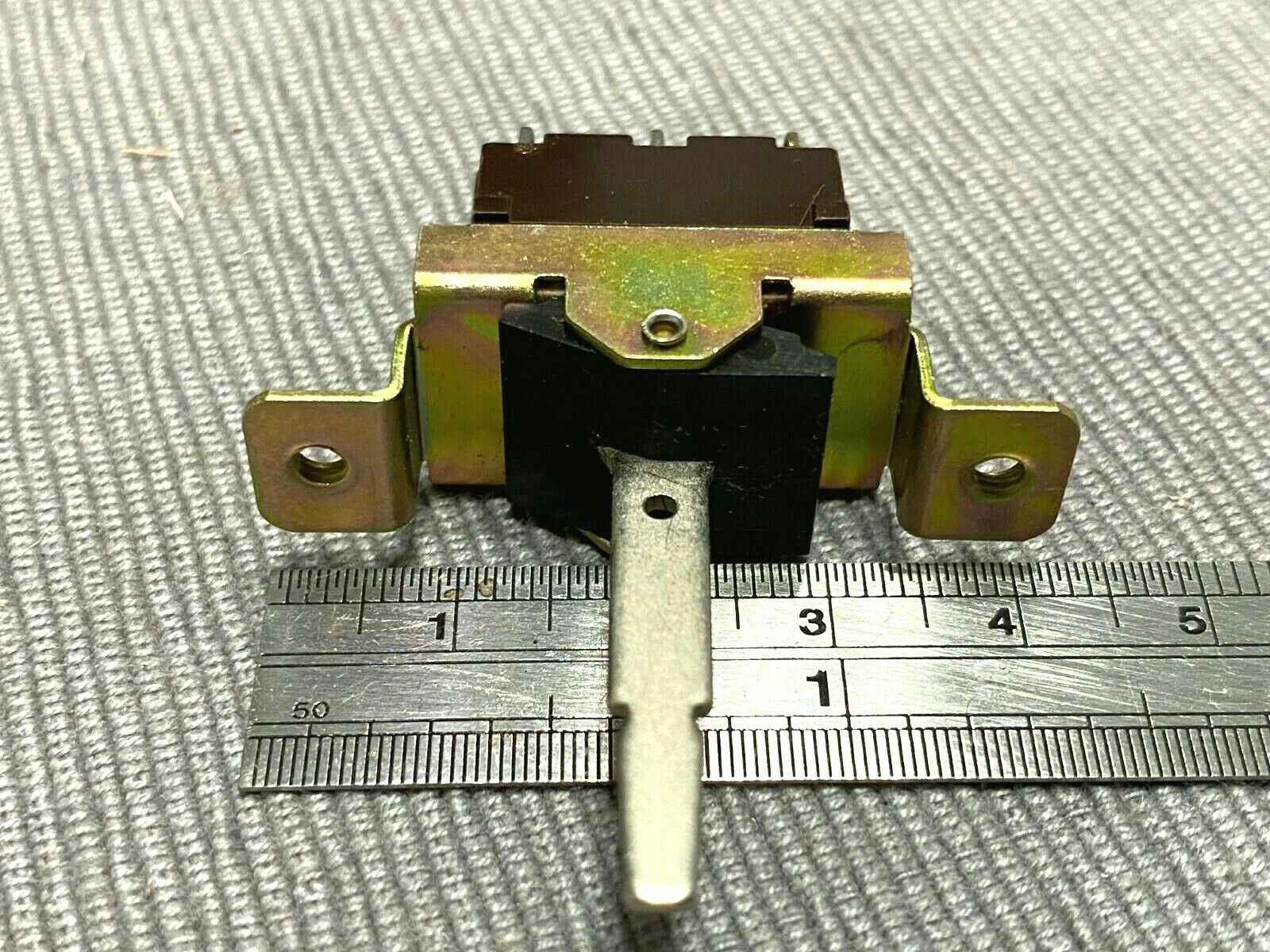 1pcs - ALPS TV-5 ON/ON 6-Pin Toggle Power Switch Made in JAPAN (SDA4L 86)