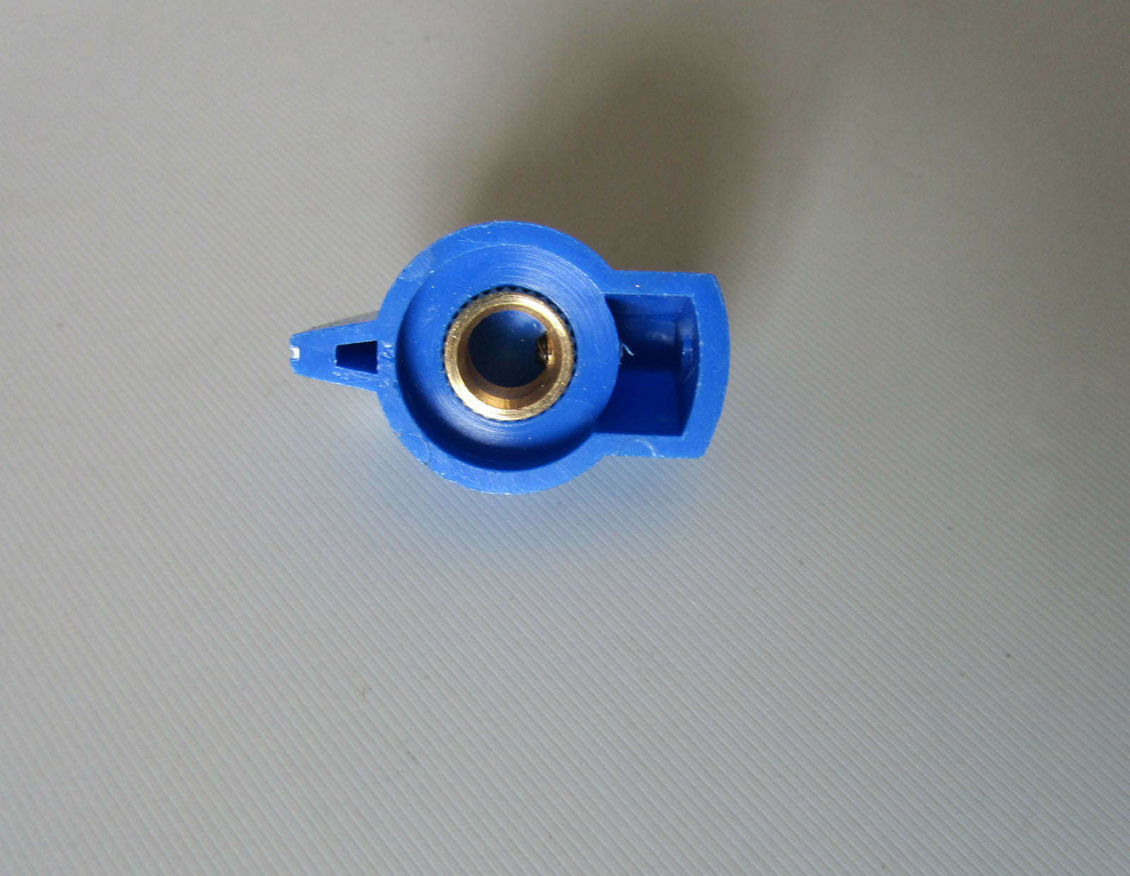 6 Blue Raised Chicken Head Knobs 1/4" Guitar AMP Effect Pedal Knobs Brass Insert