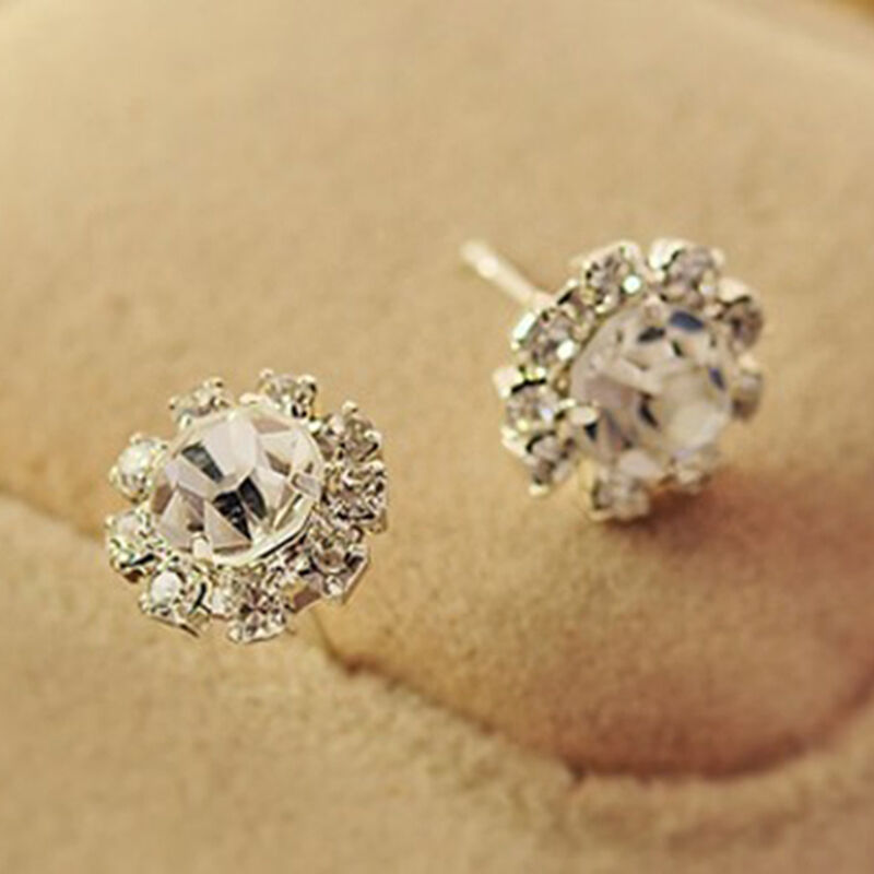 Women Stud Earrings Spherical Stud Earrings Vogue Crystal Flower Stud WG.l8
