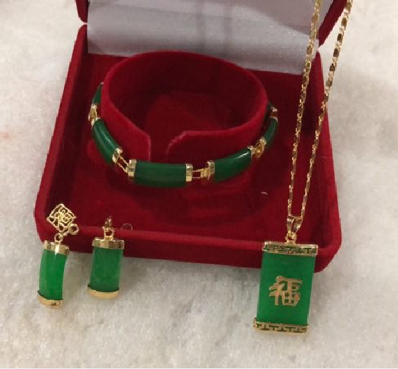 New - fashion beautiful green jade jewelry set AAA