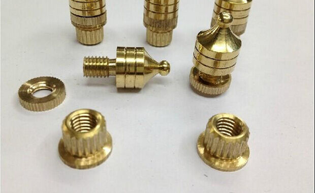 4pcs Copper Gilded Speaker spikes Isolation Spike Speaker Stand Foot pads M8*36