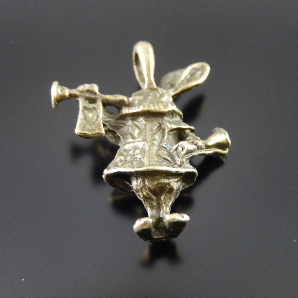 Antiqued Bronze Tone Alice Rabbit Alloy Charm Pendant 22*21mm 12pcs