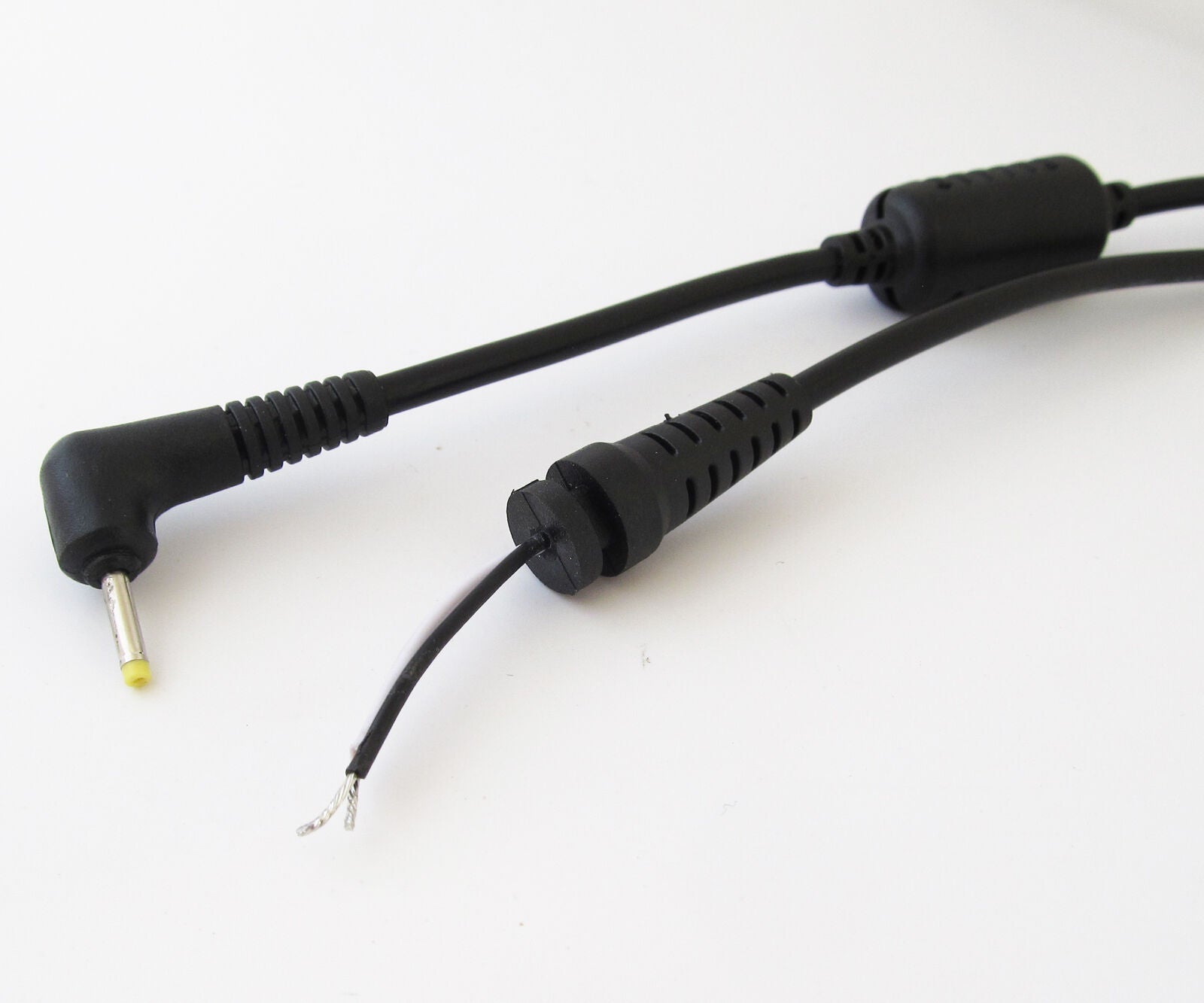 5x 1.2M/4ft 2.35mm x 0.7mm DC Power Plug Socket Connector Cord Cable w/Lock Ring