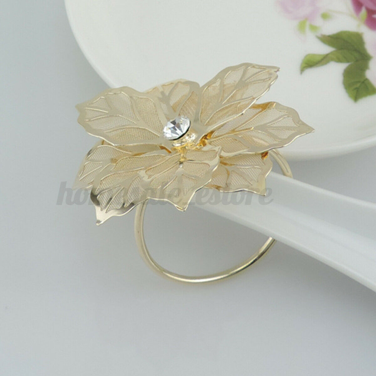 12pcs Floral Alloy Rings Napkin Holder Wedding Dinner Towel Ring Party Table
