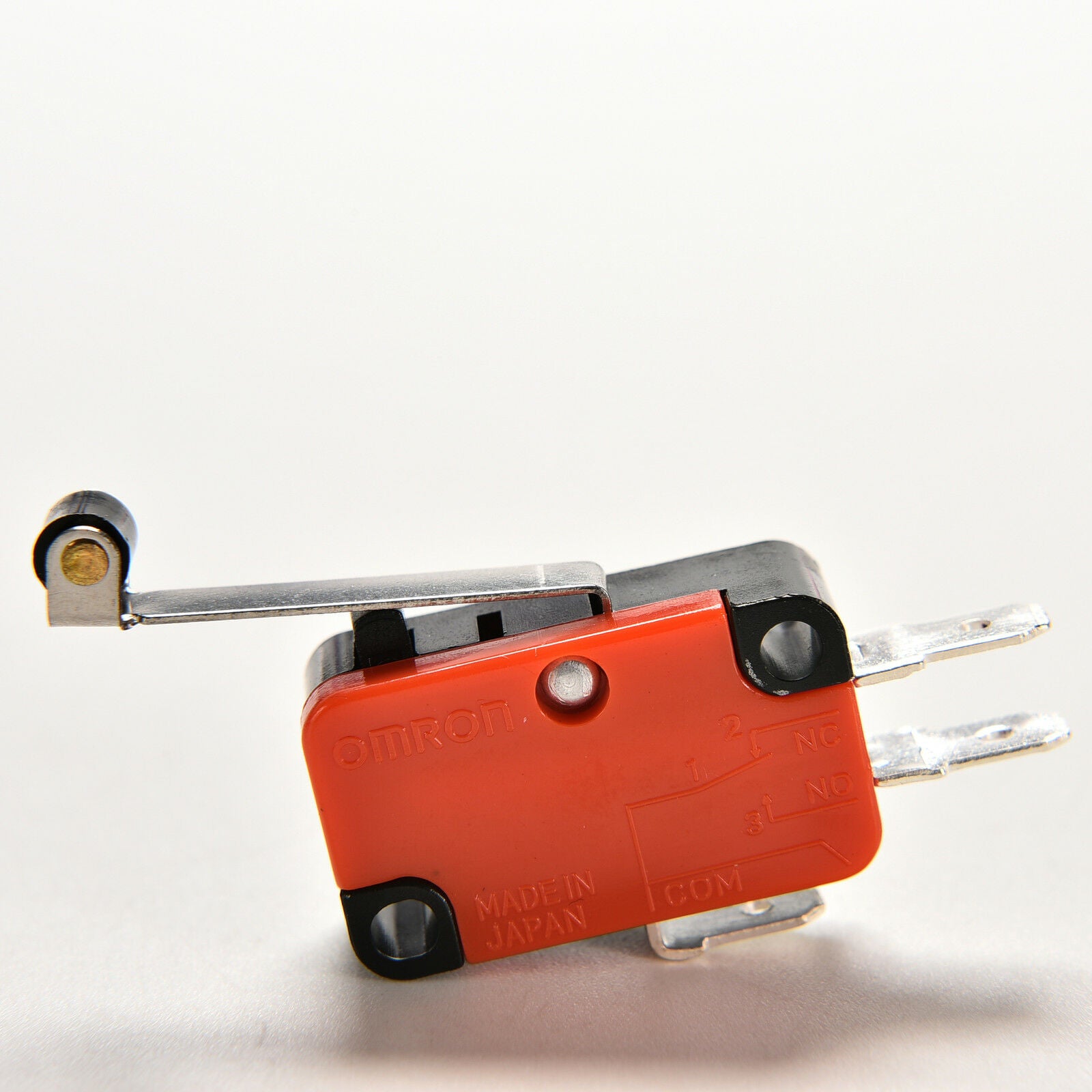 2X Micro Switch Spdt Hinge Roller Lever 15A V-156-1C25 Nice Small Usef WF