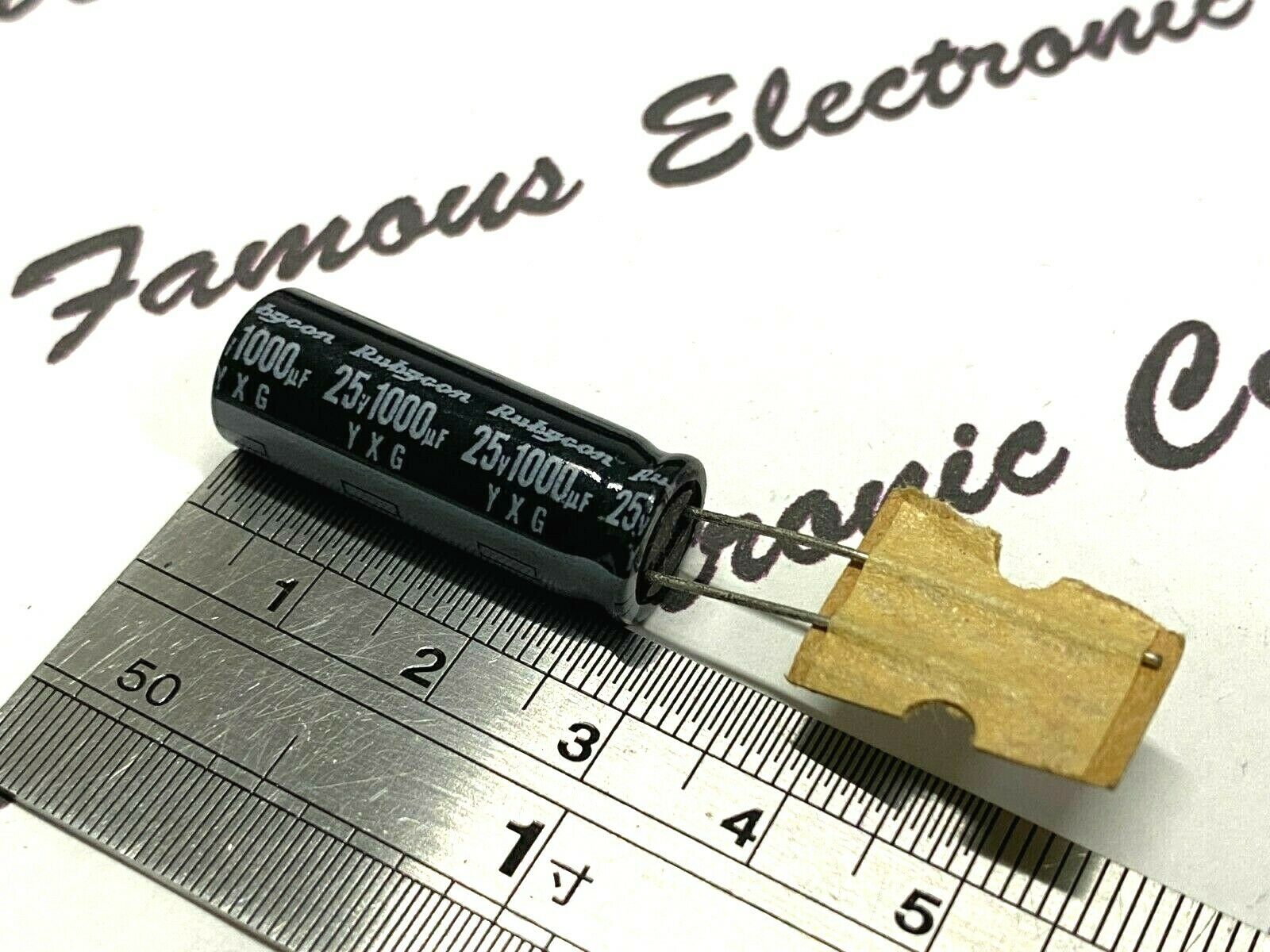 26pcs - RUBYCON 1000uF 25V YXG 105°C Radial Capacitor - Made in JAPAN