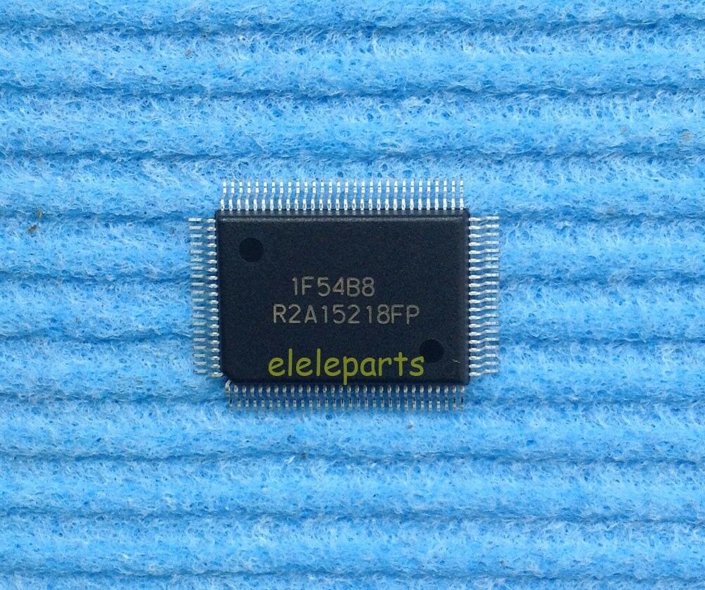 1PCS R2A15218FP RENESAS QFP NEW