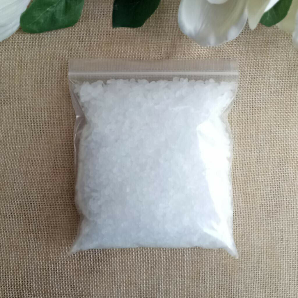 200g Beeswax Pastilles Perfect for Cosmetics Candles Beeswax Towels 120mm White