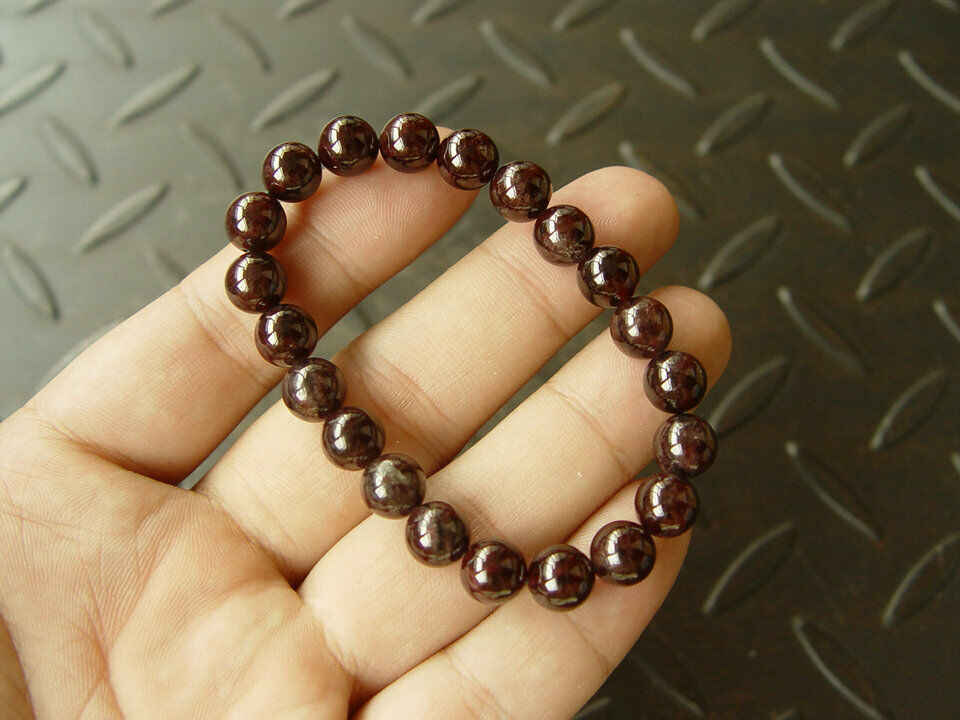100% Natural Grade A Garnet Wine Red Crystal 7-8mm Bead Beads Bangle Bracelet
