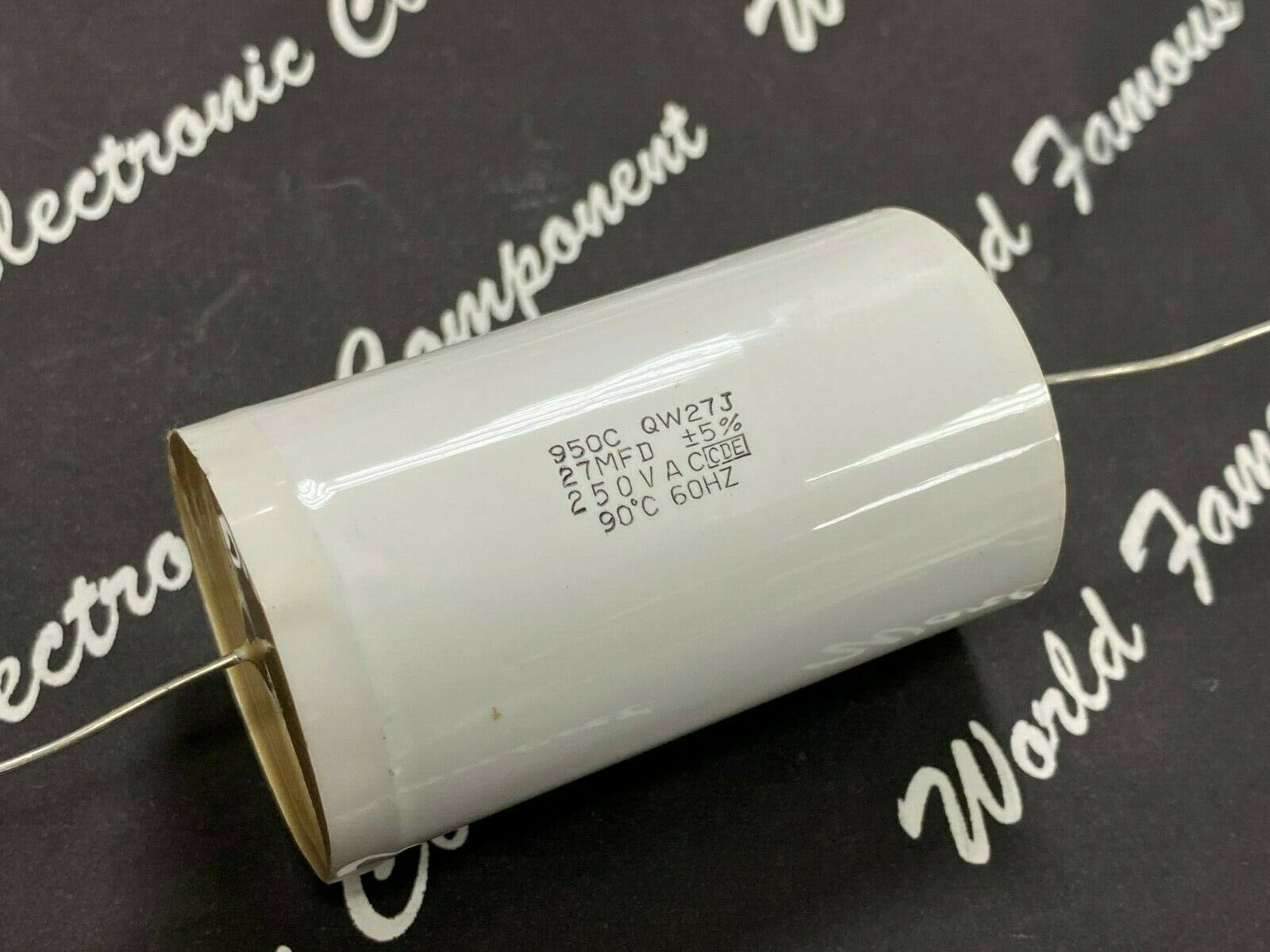 1pcs-CDE 950 27uF 250V(ac) 5% 950CQW27J Polypropylene Axial Film Capacitor