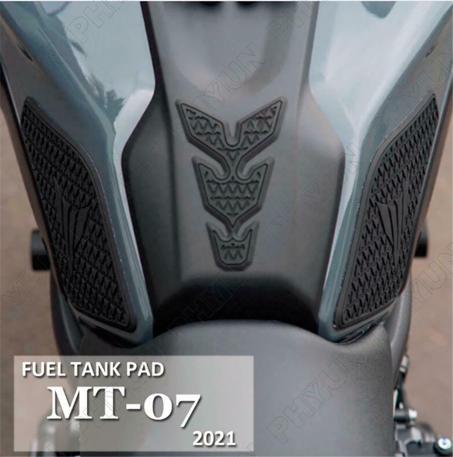 3Pcs Tank Side Pads Protector Stickers Cover Trim For Yamaha MT-07 MT 07 2021+