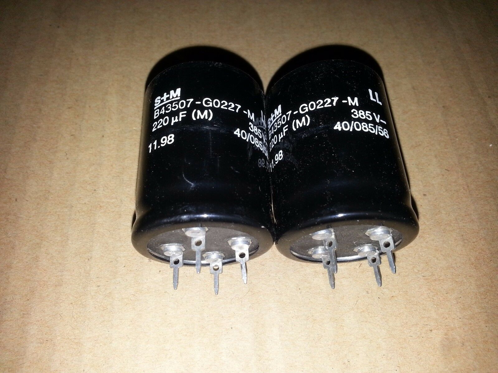 2pcs NOS S+M B43507-G0227-M 220UF 385V HI END LOW ESR LONG LIFE TUBE AMP CAPS!