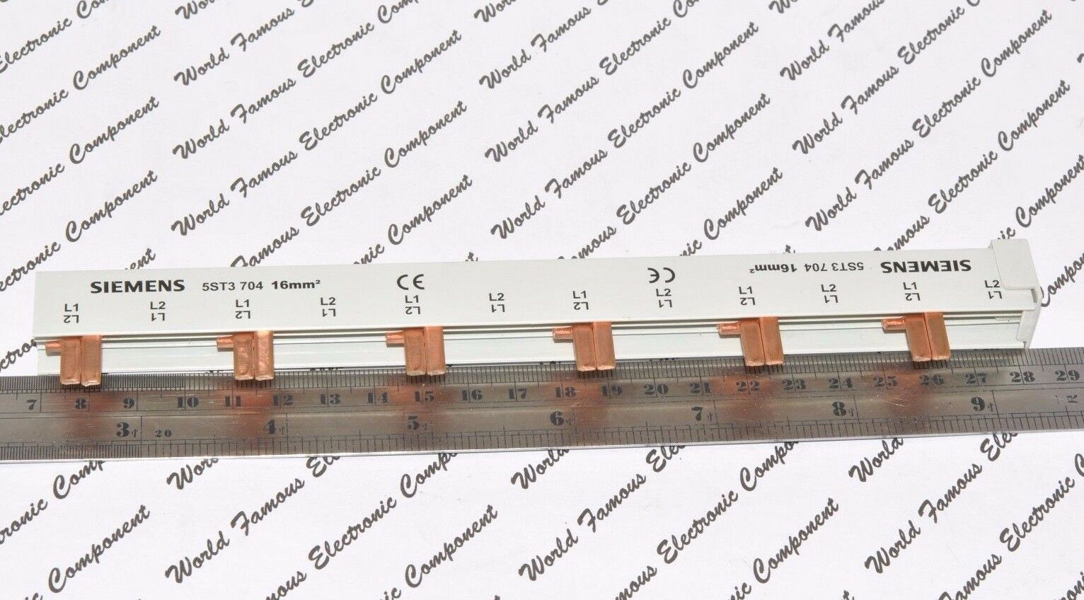 1pcs - SIEMENS Busbar Circuit Breaker 5ST3 704 16mm²