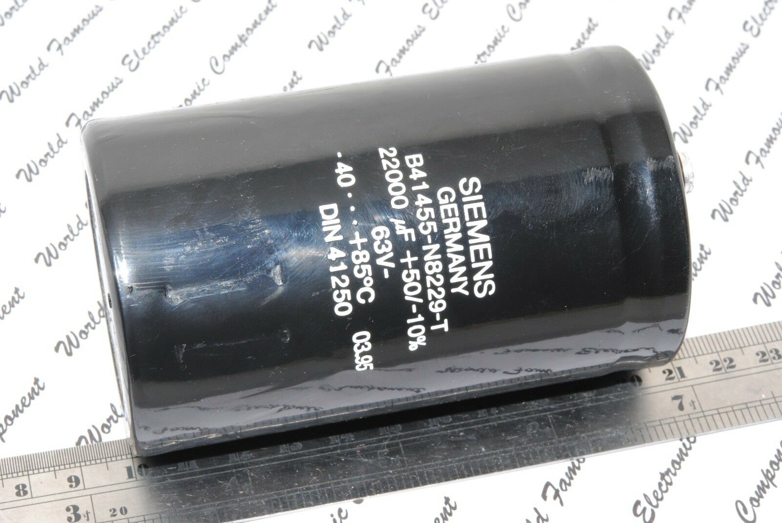 1pcs - SIEMENS 22000uF (22000µF) 63V Capacitor B41455-N8229-T + Clamp Holder