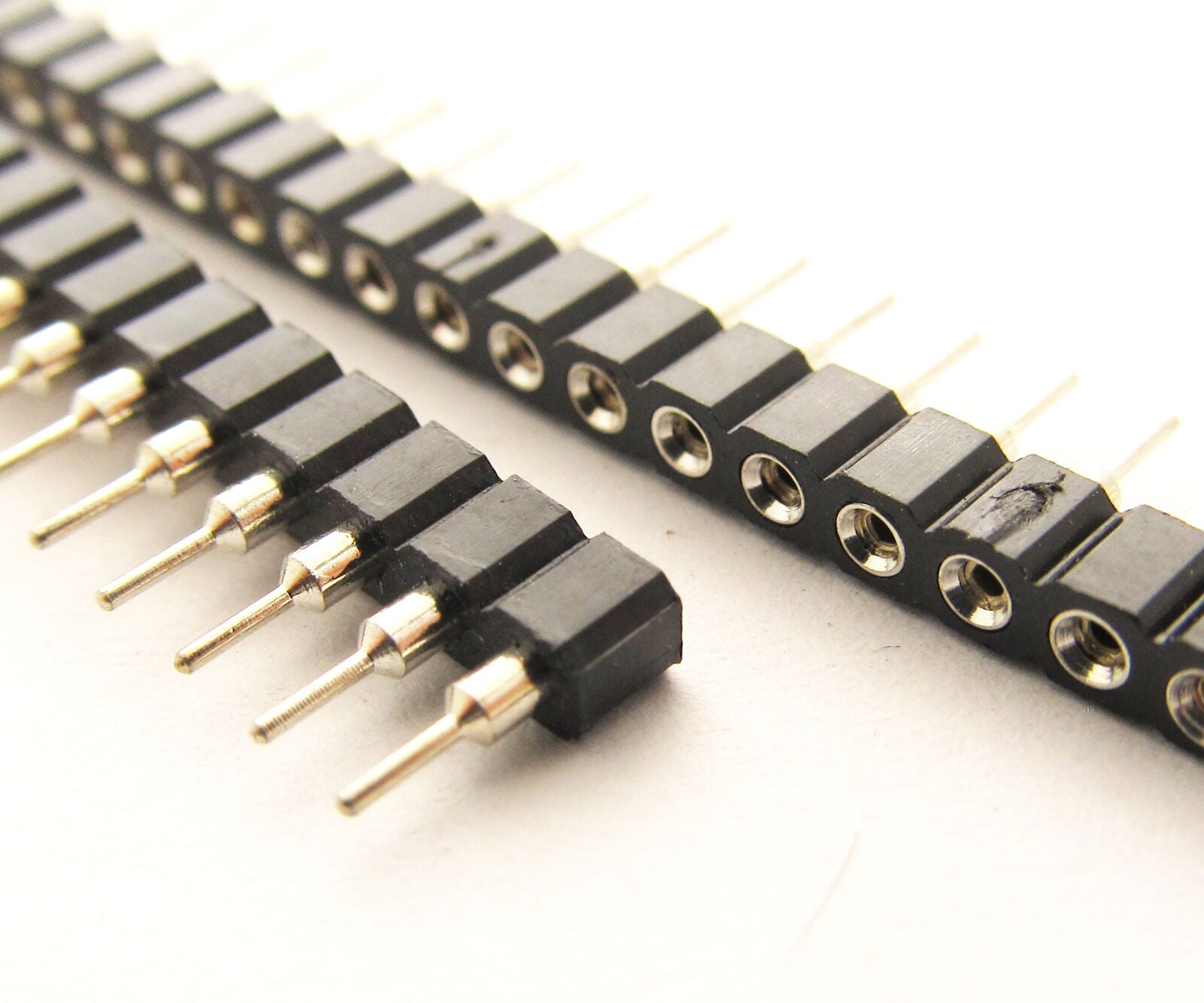 100pcs Strip PCB Panel Female IC Breakable 40pin Row Single Round Header Socket