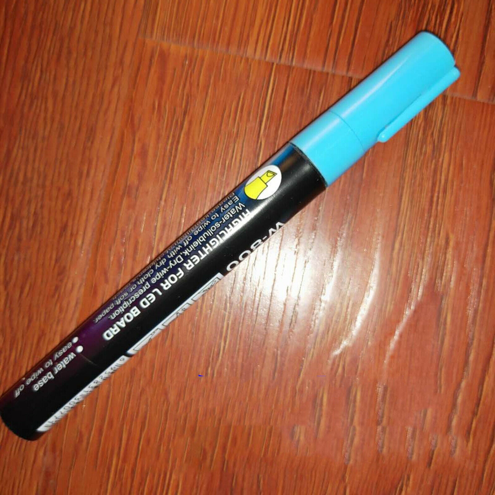 8x Queen Bee Marking Pen Identification Marker Pen