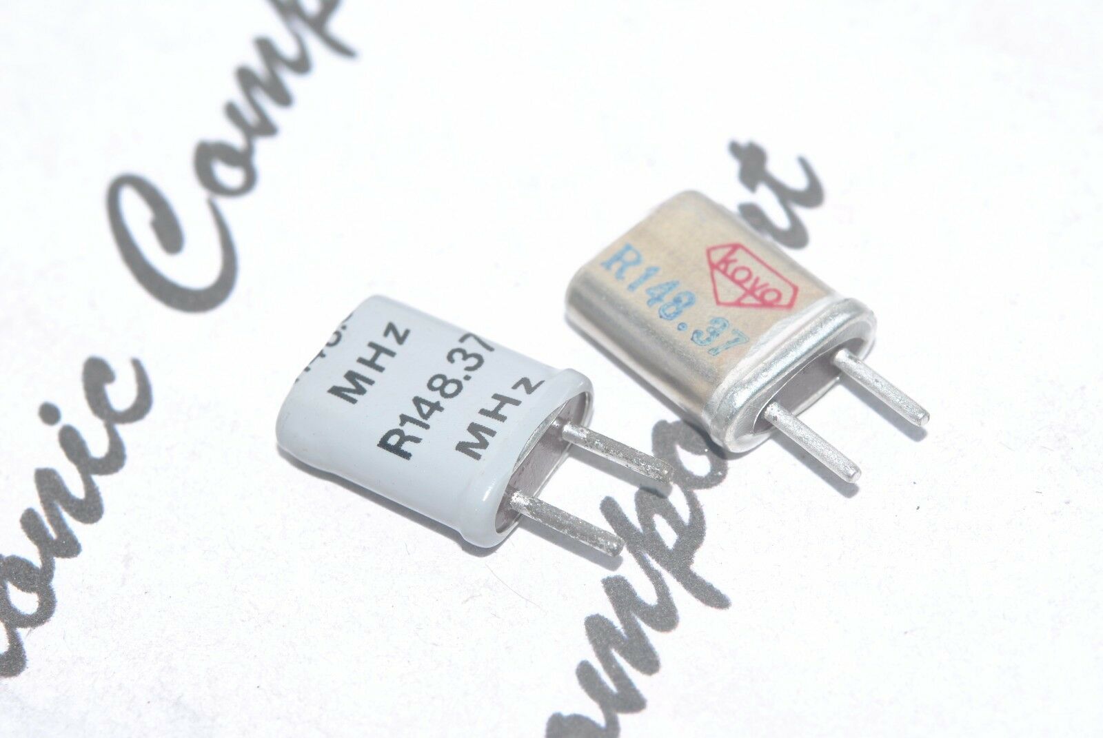 2pcs - 148.37MHZ Quartz Crystal Resonator / XTAL HC-49U