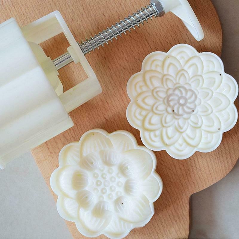 2 Pcs Stamps Lotus Moon Cake Pastry Mold Press Mooncake Cookies Mould 150g