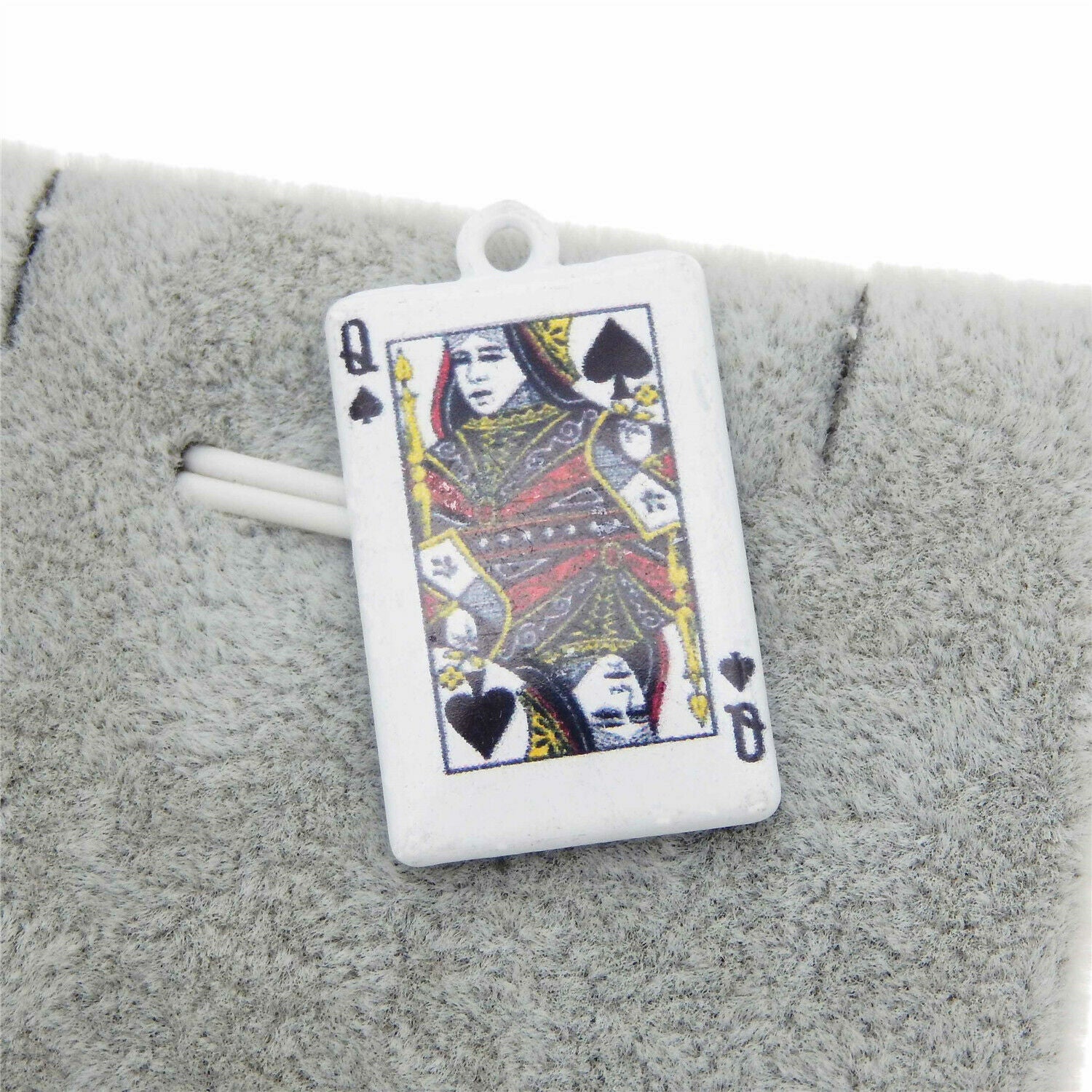 10pcs/lot Alloy Jewelry Pendants White Diamond Queen Poker Charms Accessories