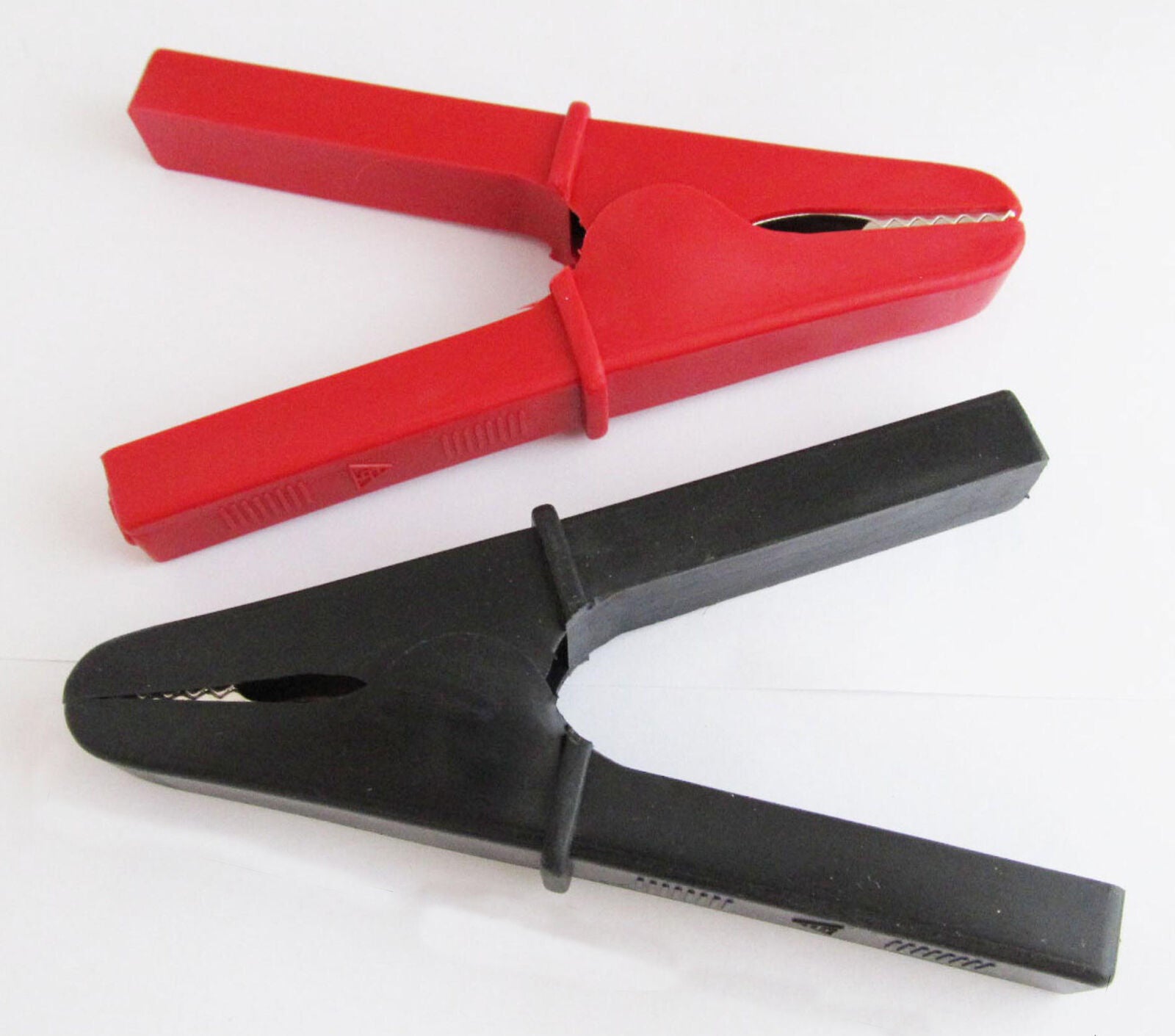 2x High Quality Copper Battery Clip Insulated Clamp R&B