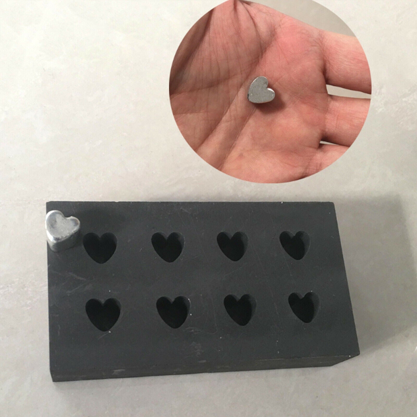 Pure 8 Mullti-holes Heart Shape Graphite Ingot Mold Metal Refining Mould