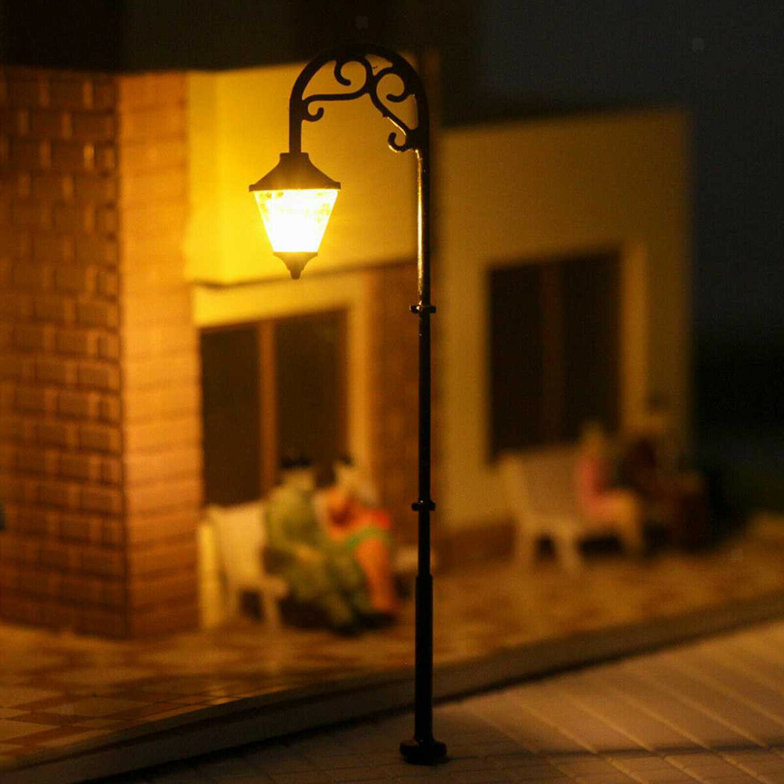 5pcs 1/87 HO Scale Mini Garden Railway Train 3V Lamppost Lights Accessory
