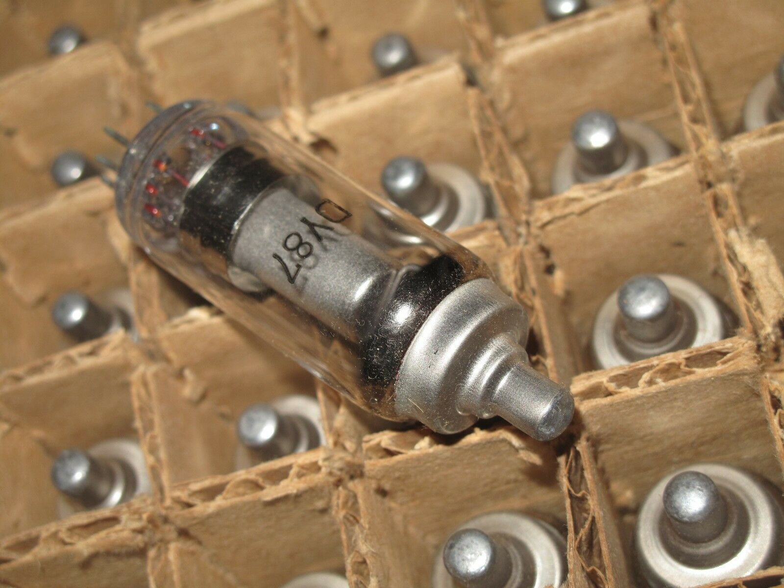 2PCS - DY87 (1S2A) Vacuum Tube NOS - (tube-p15)