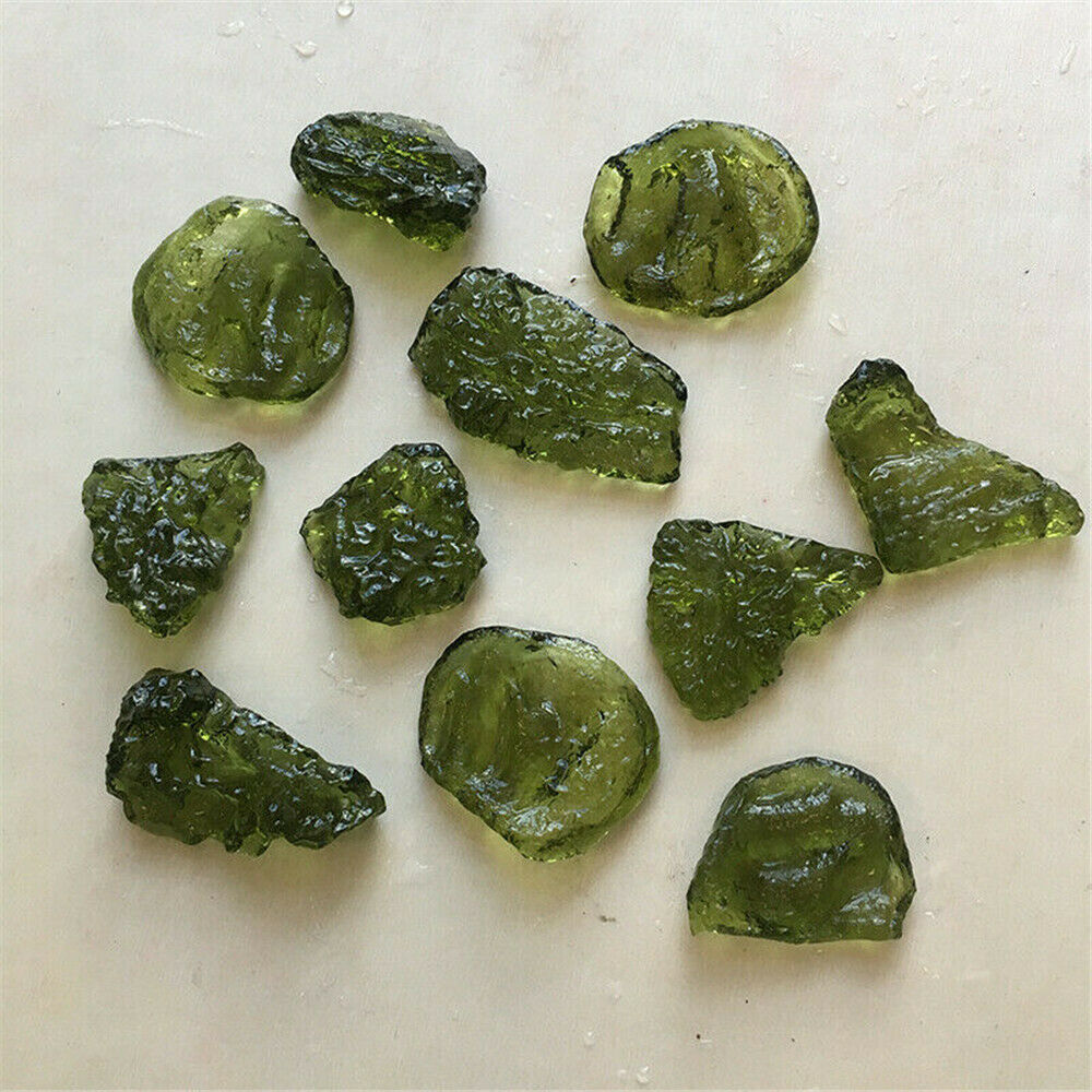 Natural Green GEM MOLDAVITE Meteorite Glass Czech Pendant Necklace Gift
