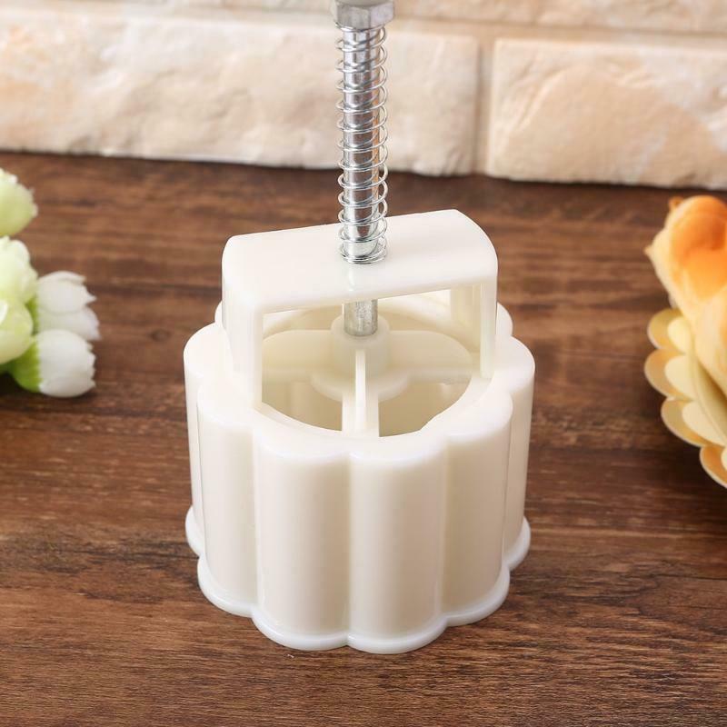 2 Pcs Stamps Lotus Moon Cake Pastry Mold Press Mooncake Cookies Mould 150g