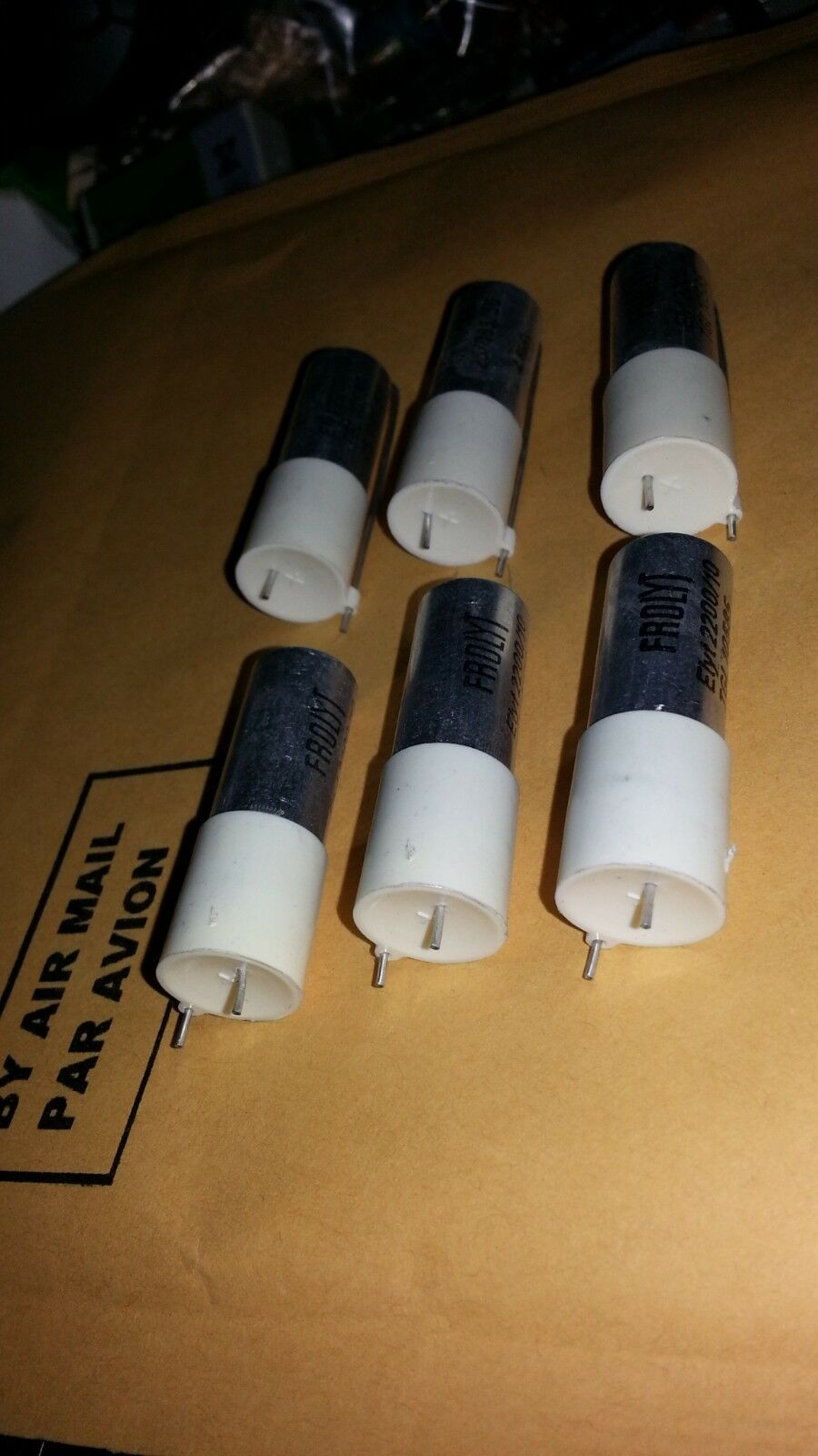 20pcs NOS FROLYT TGL10585 2200UF 10V AUDIO GRADE CAPS !