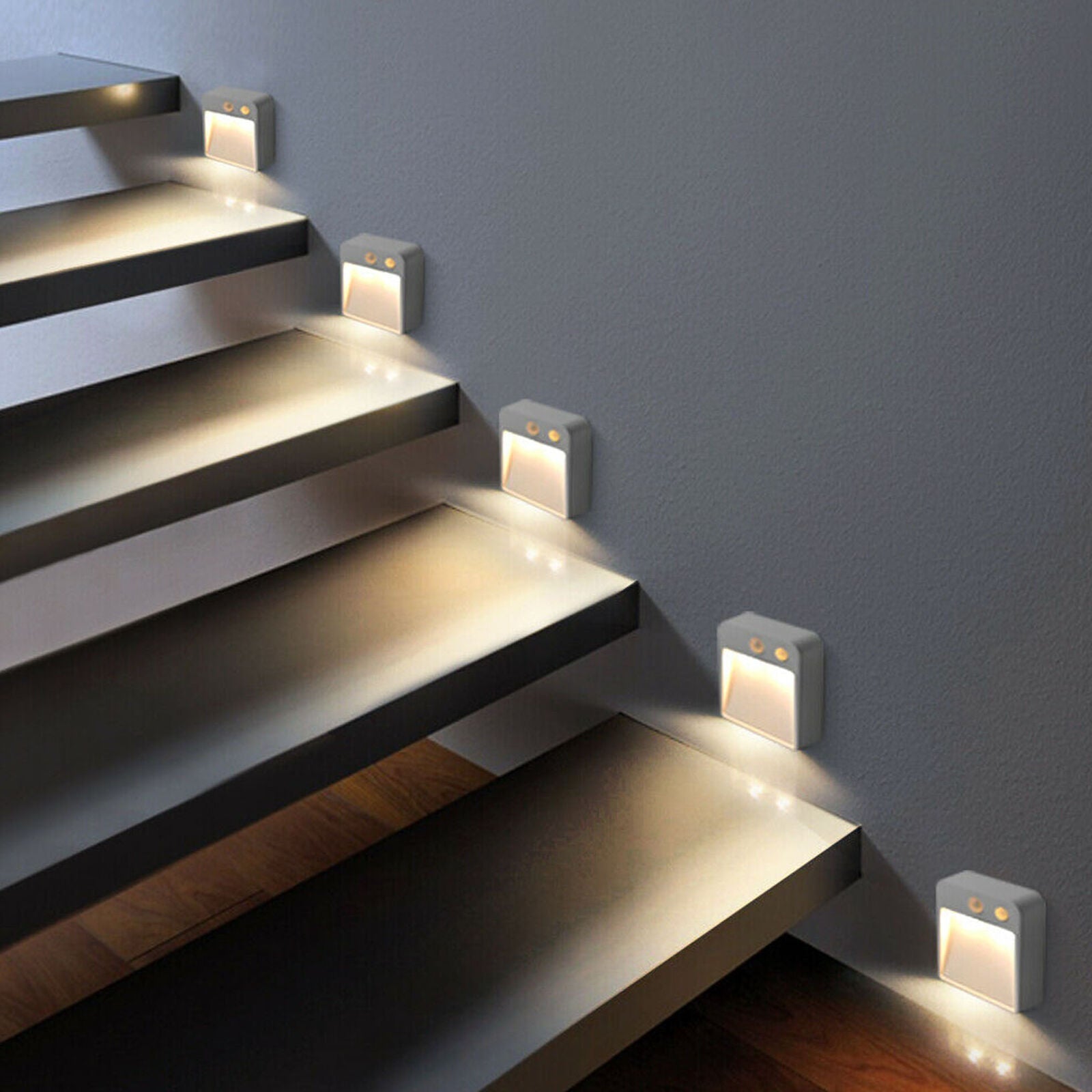 LED Wireless Step Stair Auto Light PIR Motion Sensor Pathway Stair Wall Light