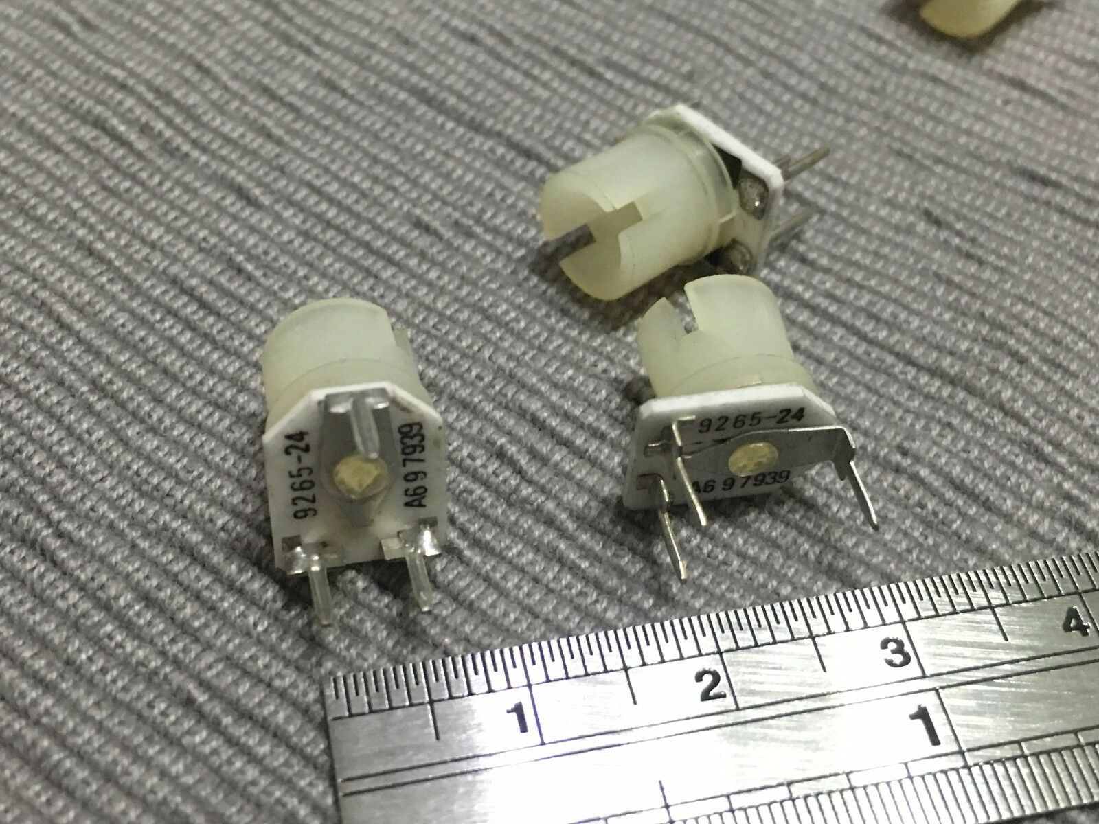20pcs - 3.9K (3K9) 9265-42 Trimmer Potentiometer - JAPAN NOS