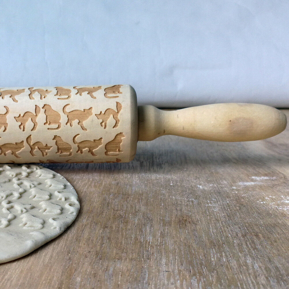 Cat Pattern Wooden Engraved Rolling Pin Cut Cookie Cake Pizza Baking Tool tdJ SJ
