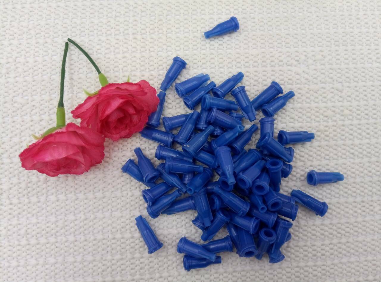 100Pcs/Set Lock Syringe Tips Caps Injector Dispensing Needle Sealing Plug , Blue
