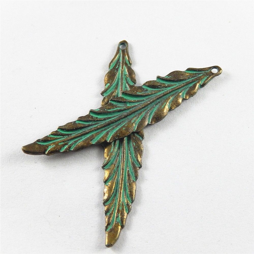 Zinc Alloy Jewelry Making Retro Bronze Green Leaf Pendant Charms 20pcs 52*11mm
