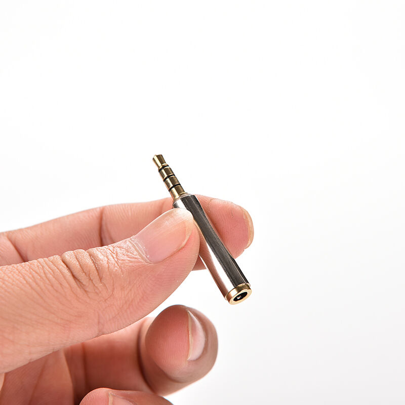 Female Plug M F Stereo Audio Earphone Jack Adapter Converter3.5mm Male to3.5m.DD