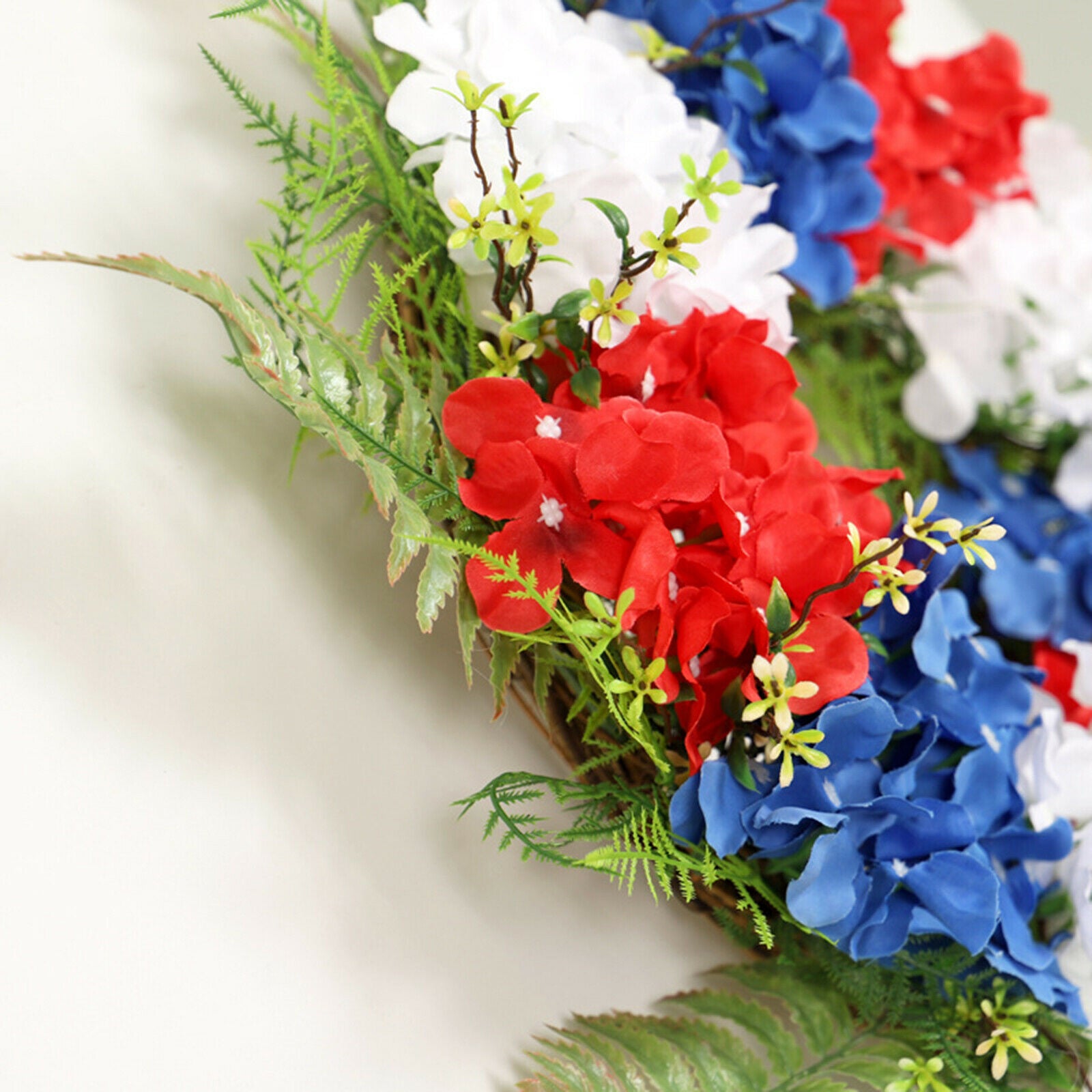 Patriotic American Wreath Flower Garland Memorial Day Wall Window Hanging