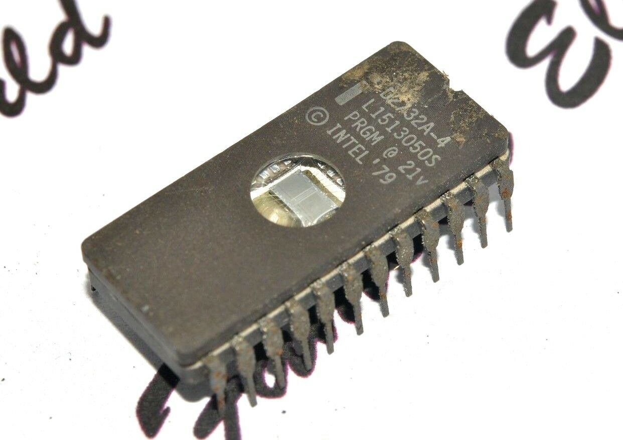 1pcs - INTEL D2732A-4 L1513050S PRGM 21V DIP-24 Integrated Circuit (IC) - NOS