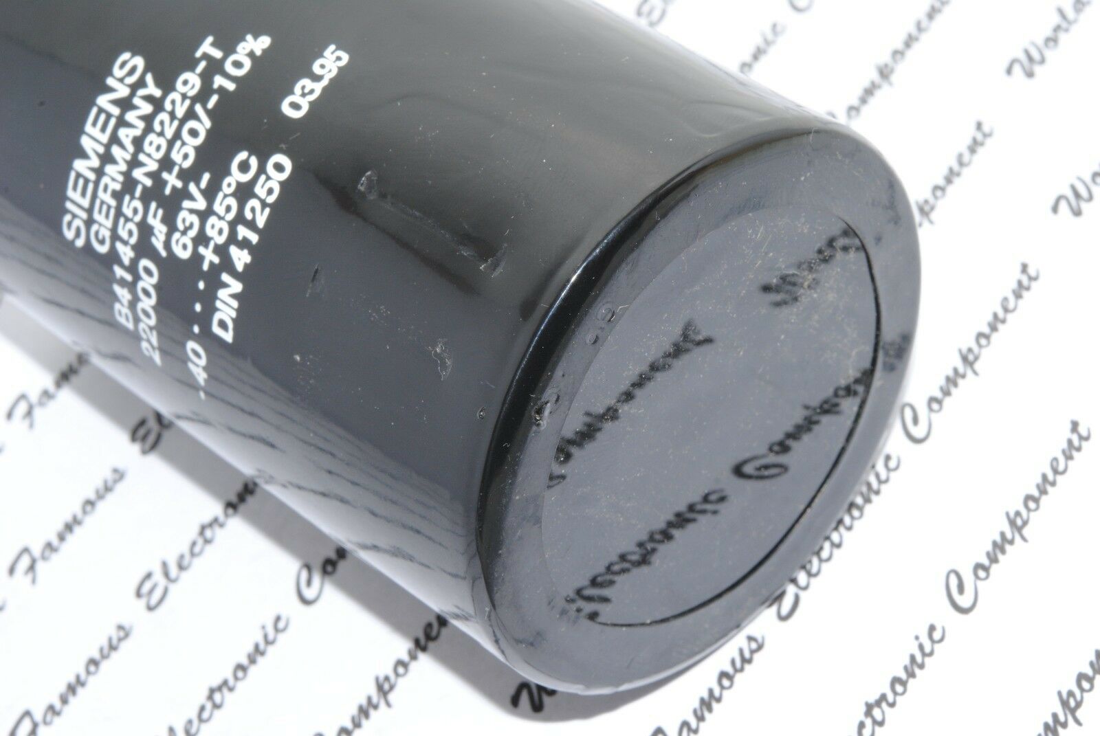 1pcs - SIEMENS 22000uF (22000µF) 63V Capacitor B41455-N8229-T + Clamp Holder
