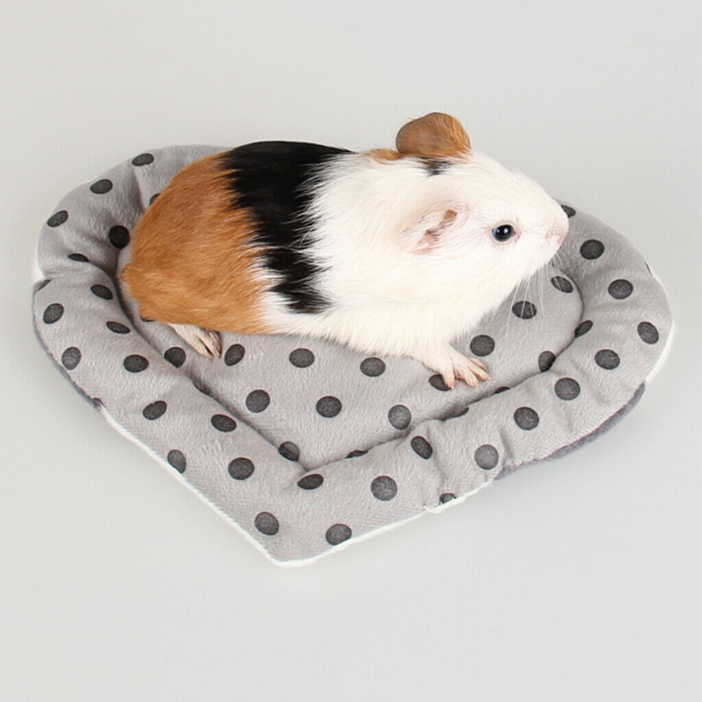 Heart Shape Hamster Guinea Pig Mat Sleep Bed Seat Pad for Small Animal Grey