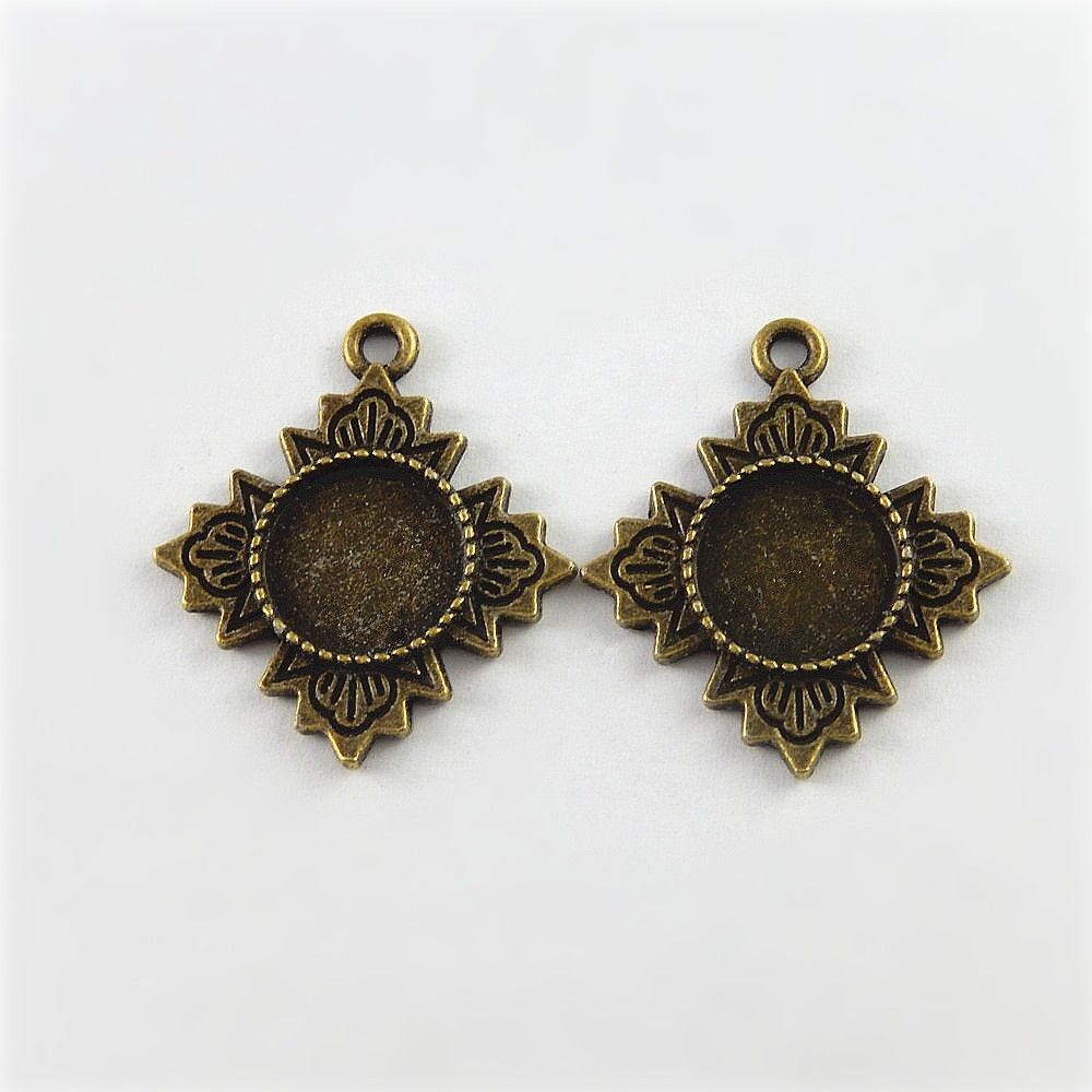 20 pcs Antiqued Bronze Base Setting Round 12mm Flower Bezel Pendant Alloy Crafts