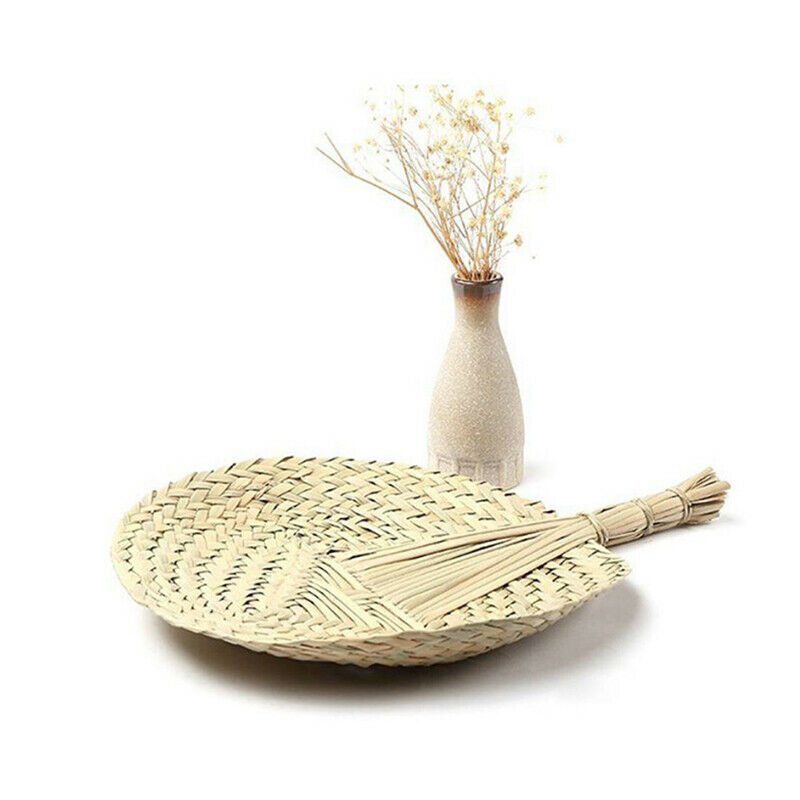 1pc Hand-Woven Fan Cattail Leaf Braided Fan Chinese Style Handmade Straw .l8