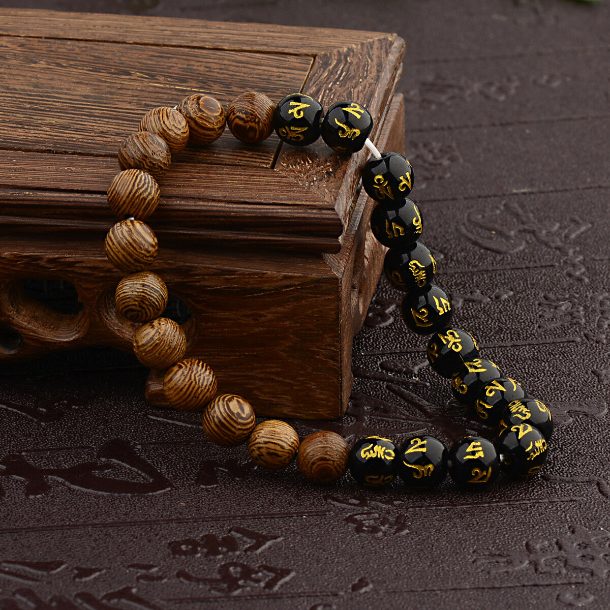 8mm Tibetan Black Agate & Wooden Bead Carve Mantra Om Mani Hum Amulet Bracelets