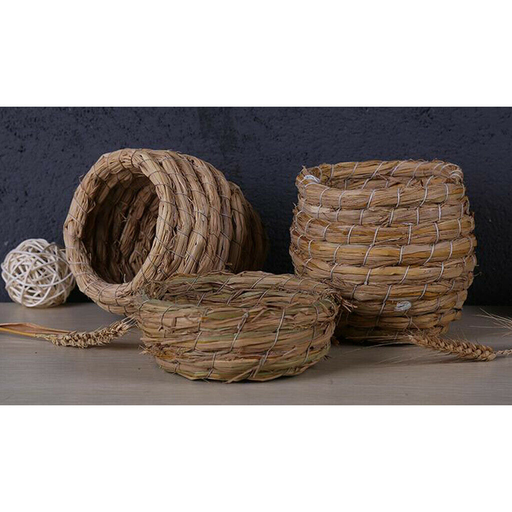 Woven grass bird nest aviary / hatching breeding house for