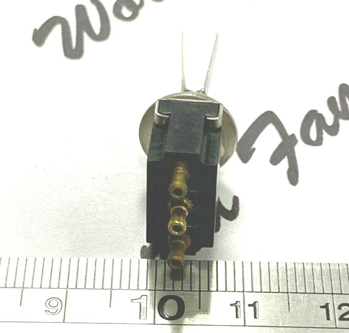 1pcs - OHTO FTD41 6A 125/250 Vac ON/ON Switch - JAPAN